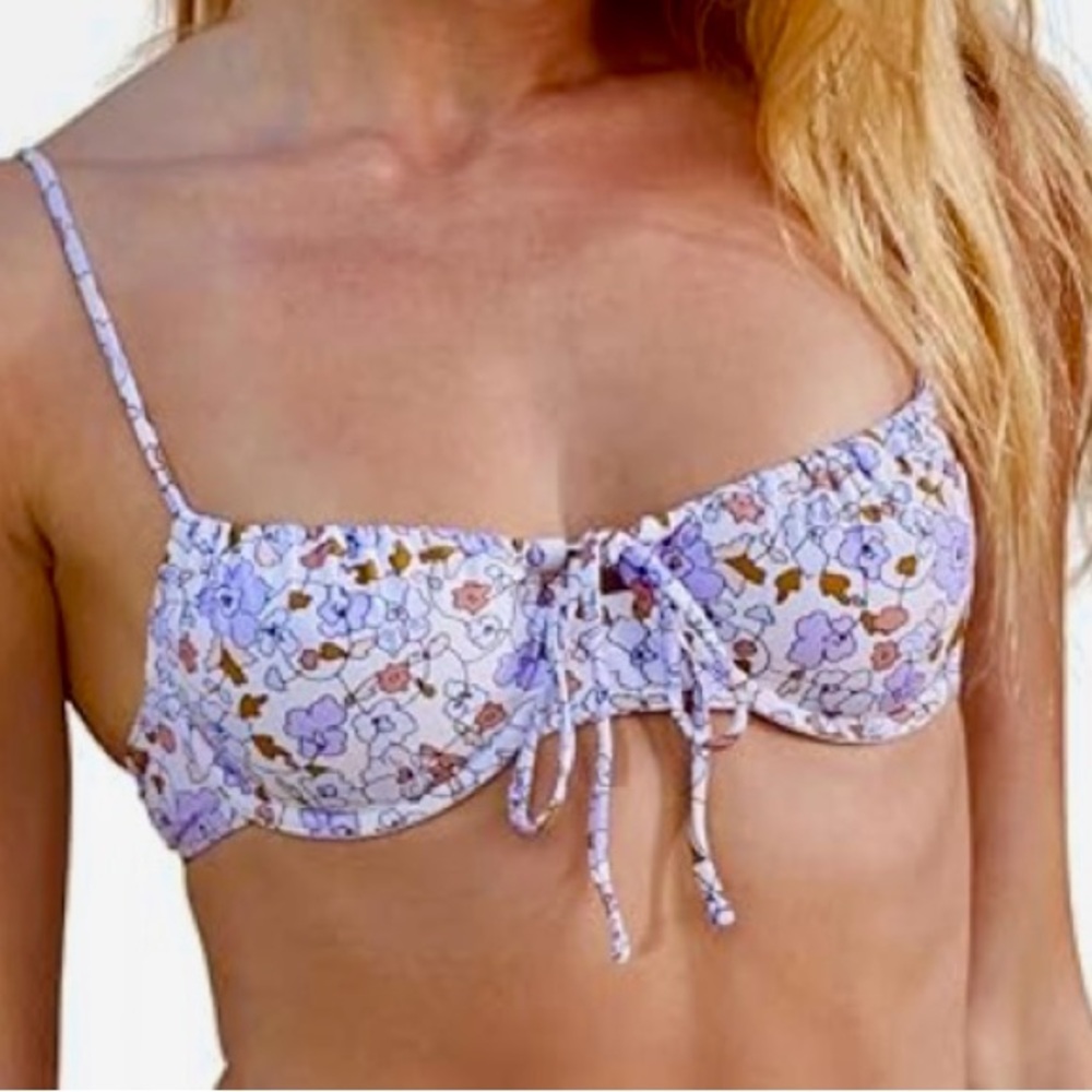 Flirtt By Gottex Sz M Lilac & Ivory Floral Bikini Top NWT